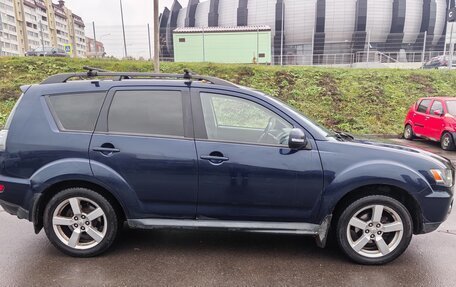 Mitsubishi Outlander III рестайлинг 3, 2011 год, 1 100 000 рублей, 6 фотография