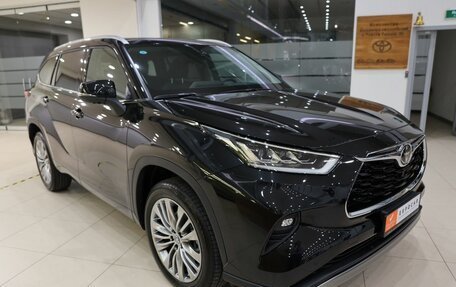 Toyota Highlander, 2025 год, 6 400 000 рублей, 3 фотография