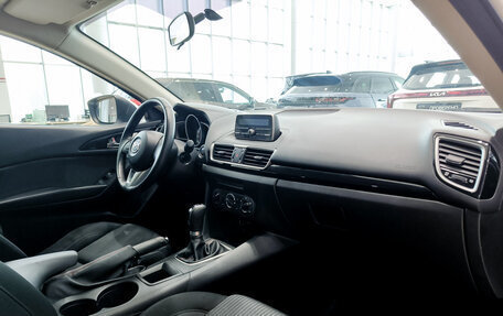 Mazda 3, 2014 год, 1 365 000 рублей, 15 фотография