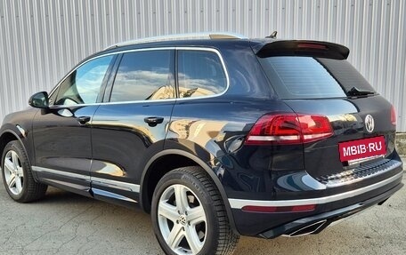 Volkswagen Touareg III, 2016 год, 3 650 000 рублей, 6 фотография