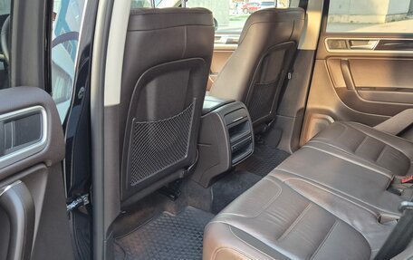 Volkswagen Touareg III, 2016 год, 3 650 000 рублей, 24 фотография