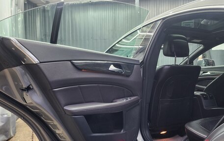 Mercedes-Benz CLS, 2012 год, 2 550 000 рублей, 22 фотография