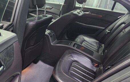 Mercedes-Benz CLS, 2012 год, 2 550 000 рублей, 23 фотография