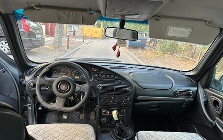 Chevrolet Niva I рестайлинг, 2010 год, 430 000 рублей, 11 фотография