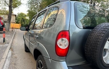Chevrolet Niva I рестайлинг, 2010 год, 430 000 рублей, 3 фотография