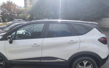 Renault Kaptur I рестайлинг, 2019 год, 1 880 000 рублей, 4 фотография