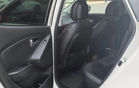 Hyundai ix35 I рестайлинг, 2014 год, 1 300 000 рублей, 8 фотография