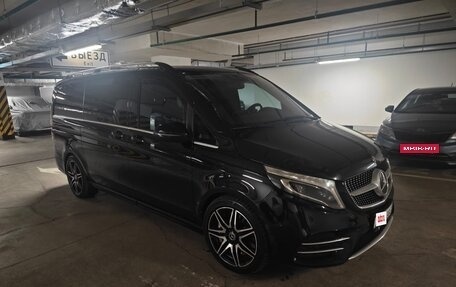 Mercedes-Benz V-Класс, 2021 год, 8 900 000 рублей, 5 фотография