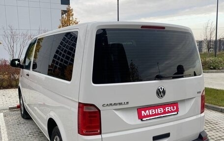 Volkswagen Caravelle T6 рестайлинг, 2017 год, 2 130 000 рублей, 9 фотография