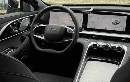 CheryExeed TXL, 2024 год, 3 600 000 рублей, 8 фотография