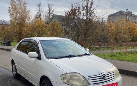Toyota Corolla, 2003 год, 700 000 рублей, 2 фотография