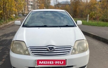 Toyota Corolla, 2003 год, 700 000 рублей, 4 фотография