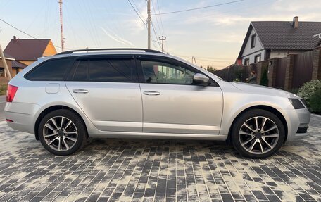 Skoda Octavia, 2018 год, 1 850 000 рублей, 4 фотография