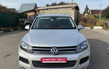 Volkswagen Touareg III, 2011 год, 1 699 000 рублей, 8 фотография