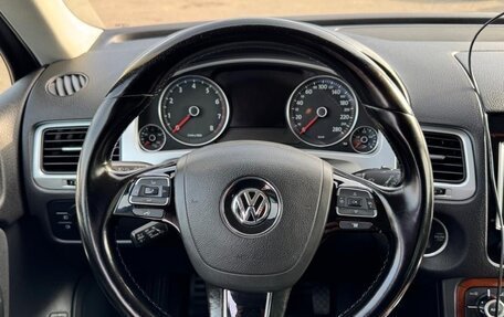 Volkswagen Touareg III, 2011 год, 1 699 000 рублей, 19 фотография