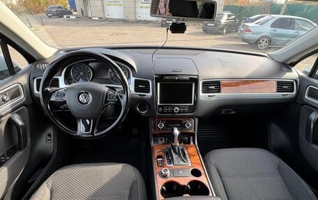 Volkswagen Touareg III, 2011 год, 1 699 000 рублей, 18 фотография