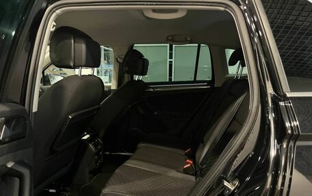 Volkswagen Tiguan II, 2018 год, 2 140 000 рублей, 25 фотография