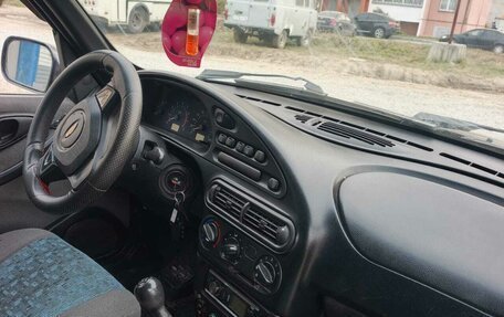 Chevrolet Niva I рестайлинг, 2005 год, 285 000 рублей, 24 фотография