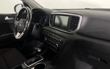 KIA Sportage IV рестайлинг, 2020 год, 2 525 000 рублей, 9 фотография