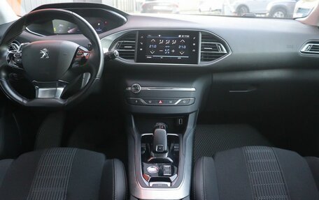 Peugeot 308 II, 2020 год, 1 649 000 рублей, 6 фотография