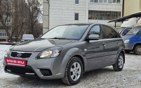 KIA Rio II, 2010 год, 790 000 рублей, 4 фотография