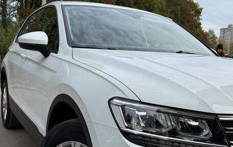 Volkswagen Tiguan II, 2019 год, 2 800 000 рублей, 2 фотография