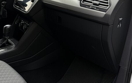 Volkswagen Tiguan II, 2019 год, 2 800 000 рублей, 7 фотография