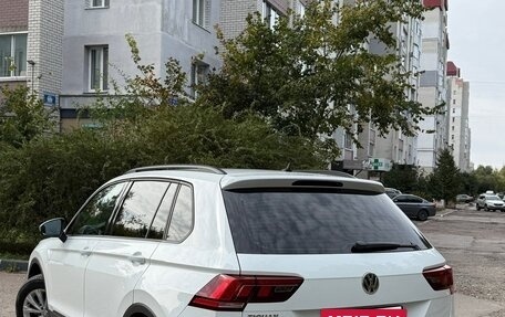 Volkswagen Tiguan II, 2019 год, 2 800 000 рублей, 3 фотография