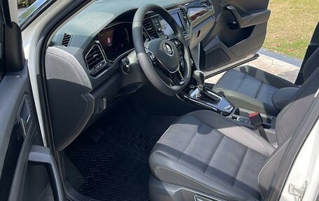 Volkswagen T-Roc I, 2019 год, 2 350 000 рублей, 8 фотография