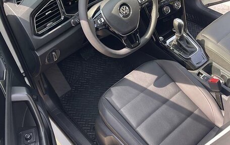 Volkswagen T-Roc I, 2019 год, 2 350 000 рублей, 11 фотография