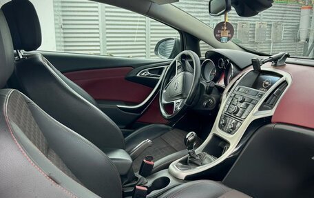 Opel Astra J, 2011 год, 670 000 рублей, 7 фотография
