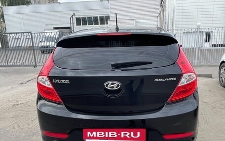 Hyundai Solaris II рестайлинг, 2015 год, 1 300 000 рублей, 4 фотография