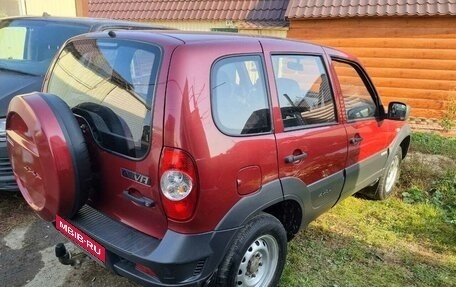 Chevrolet Niva I рестайлинг, 2013 год, 550 000 рублей, 2 фотография