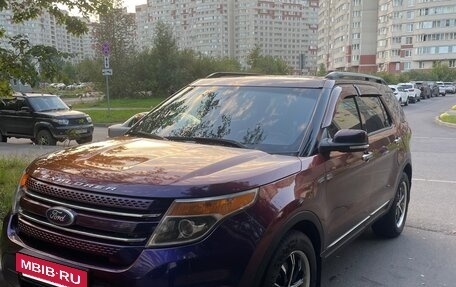 Ford Explorer VI, 2013 год, 1 900 000 рублей, 2 фотография