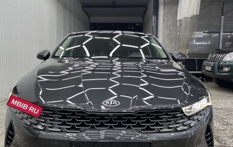 KIA K5, 2019 год, 1 750 000 рублей, 10 фотография