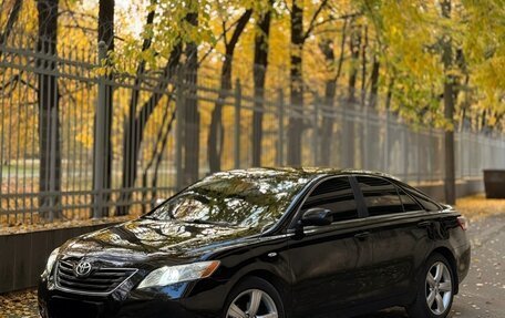 Toyota Camry, 2007 год, 1 290 000 рублей, 4 фотография