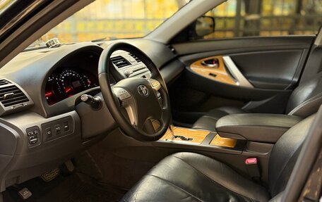 Toyota Camry, 2007 год, 1 290 000 рублей, 13 фотография