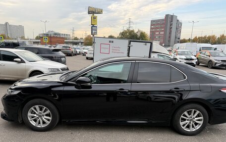 Toyota Camry, 2019 год, 2 350 000 рублей, 3 фотография