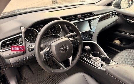 Toyota Camry, 2019 год, 2 350 000 рублей, 7 фотография