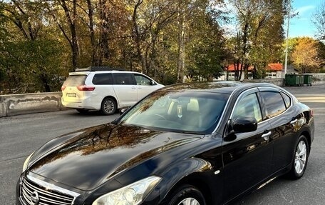 Nissan Fuga II, 2011 год, 750 000 рублей, 8 фотография