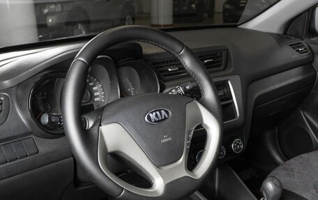 KIA Rio III рестайлинг, 2017 год, 843 800 рублей, 6 фотография
