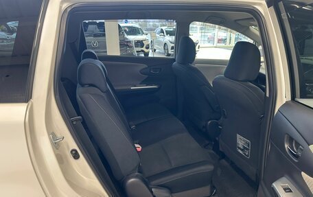 Toyota Wish II, 2011 год, 1 489 000 рублей, 18 фотография