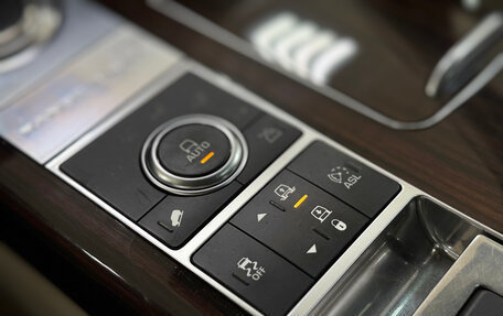 Land Rover Range Rover IV рестайлинг, 2014 год, 5 443 000 рублей, 18 фотография