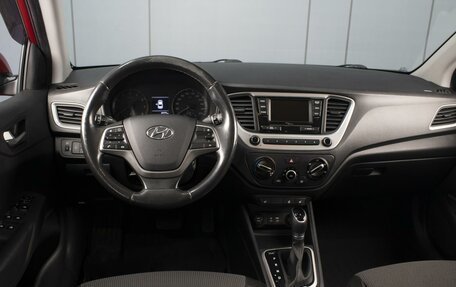 Hyundai Solaris II рестайлинг, 2018 год, 1 400 000 рублей, 6 фотография