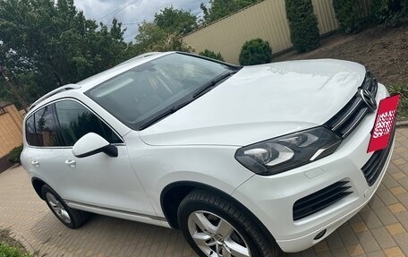 Volkswagen Touareg III, 2012 год, 1 950 000 рублей, 1 фотография