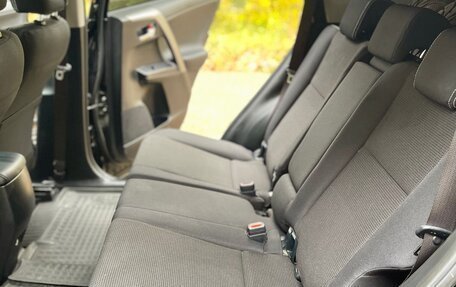 Toyota RAV4, 2017 год, 1 920 000 рублей, 22 фотография
