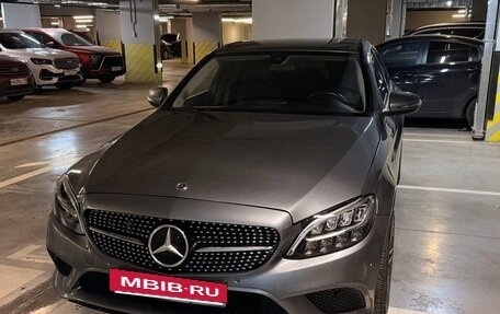 Mercedes-Benz C-Класс, 2018 год, 1 900 000 рублей, 7 фотография