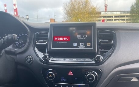 Hyundai Solaris II рестайлинг, 2020 год, 1 400 000 рублей, 6 фотография