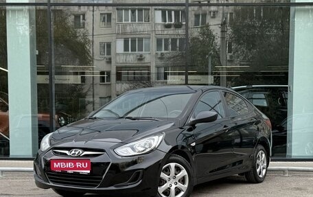 Hyundai Solaris II рестайлинг, 2012 год, 724 000 рублей, 1 фотография