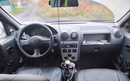 Renault Logan I, 2005 год, 170 000 рублей, 4 фотография